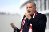 Erdoğan: Kibriyle, saygısızlığıyla milletimizi üzen kim varsa hepsini de biz üzeceğiz