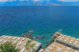 Antalya’nın falez plajları ziyaretçilerine hizmet vermeye başlıyor