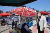 Bartın Belediye Başkanı Akın, pazarcıların bayramını kutladı